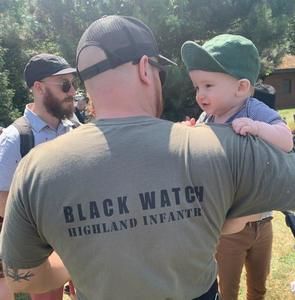 Meet your Posher, Simon